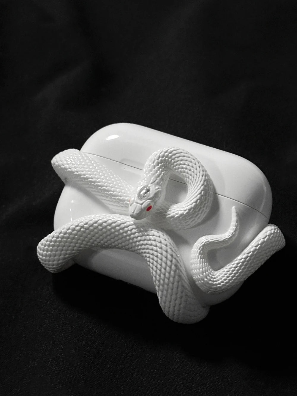 Premium Halloween-Themed Silicone Wireless Earphone Case - Creative Snake Design Protective Cover